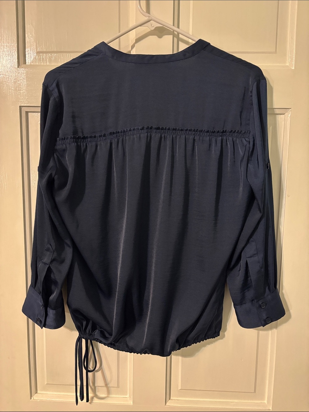 BCBG Blouse Navy Satin V-Neck Drawstring Waist Small 3/4 Sleeve - Picture 3 of 8